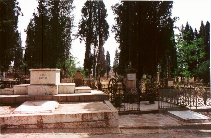 Cimeti&egrave;re catholique