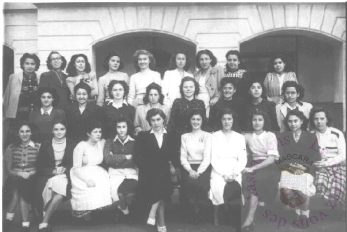 Coll&eacute;ge fille