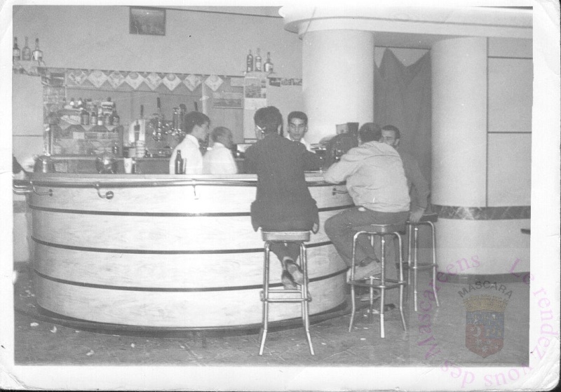 cafe_widad2_1965.jpg