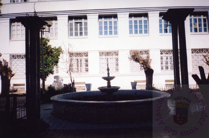 Coll&egrave;ge de gar&ccedil;ons