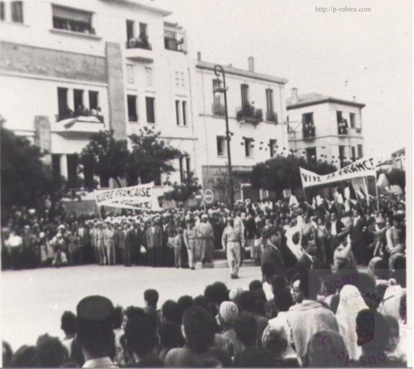 13 Mai 1958