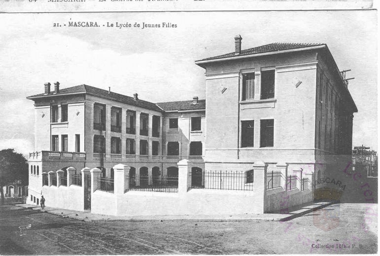 Lyc&eacute;e de filles