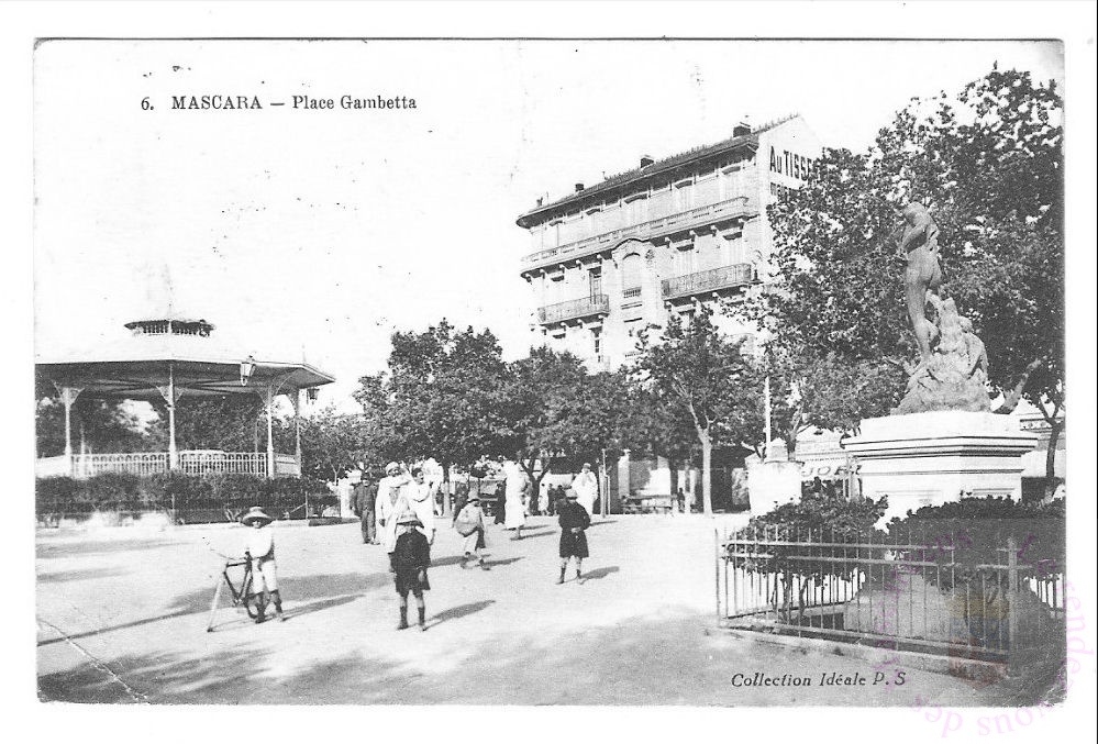 place-gambetta amour kiosque